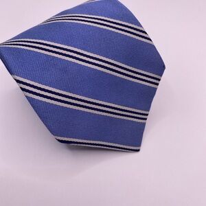 Brooks Brothers Classic Blue and White Striped Tie